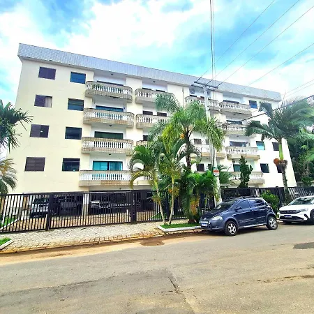 Apartamento com piscina no Itaguá em Ubatuba-3